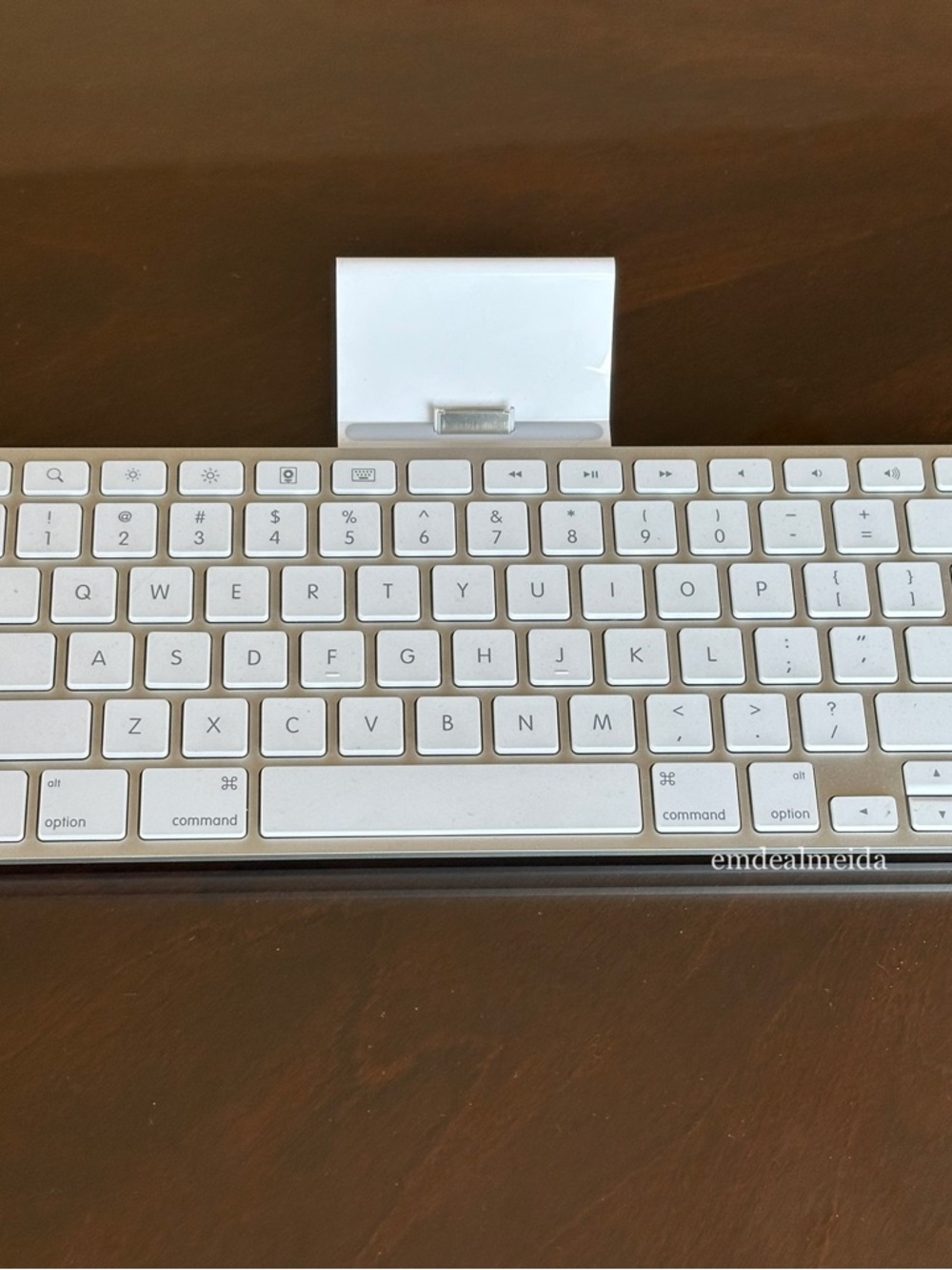 Apple iPad Keyboard Dock A1359 30-Pin 1st, 2nd Generation iPad Accessory, Works